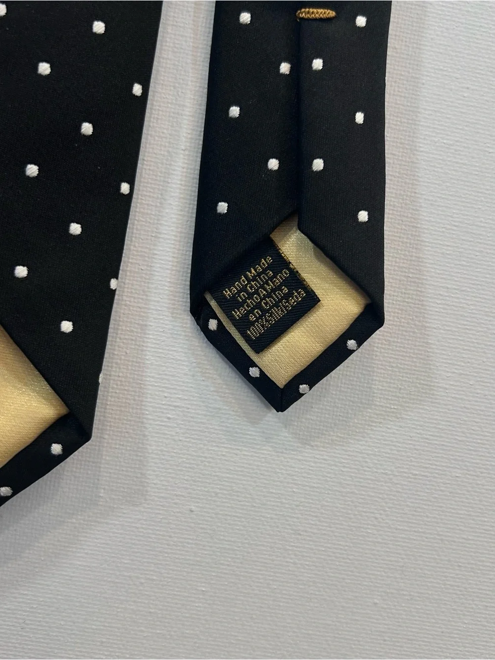 Donald J. Trump Signature Collection Men’s Polka Dot Necktie
